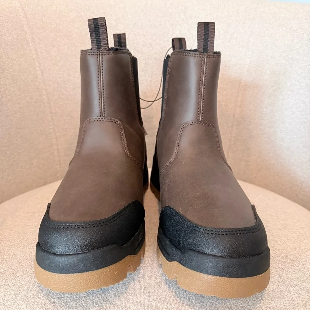 NWT Men’s Ozark Trail waterproof snow boots size 10